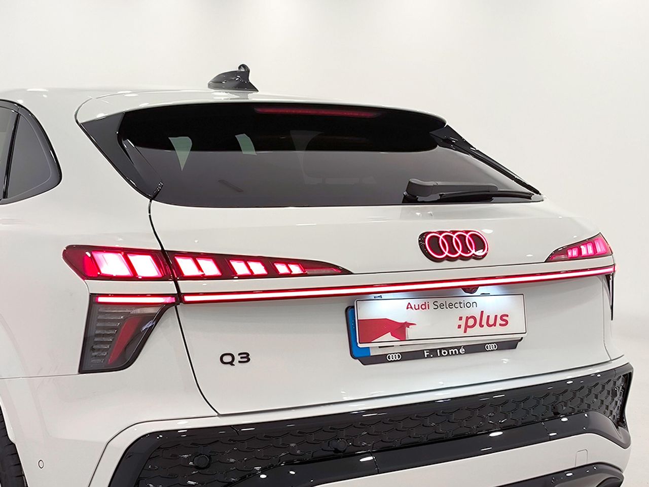 Audi Q3 Sb Tdi 150 Cv Stronic Launch - Foto 2