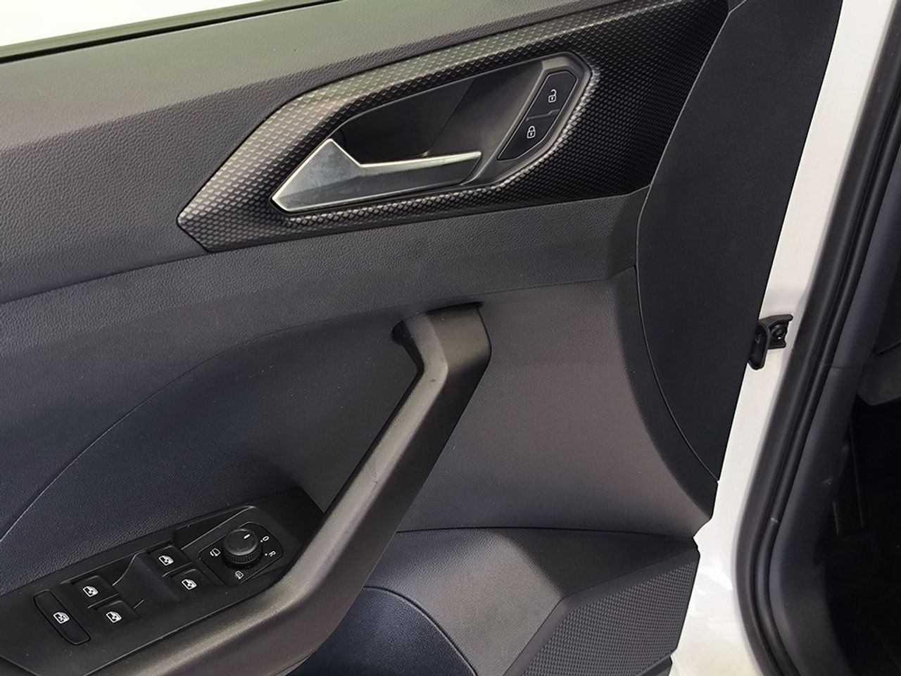 Volkswagen T-cross 1.0 Tsi 110 Cv Adavance - Foto 2