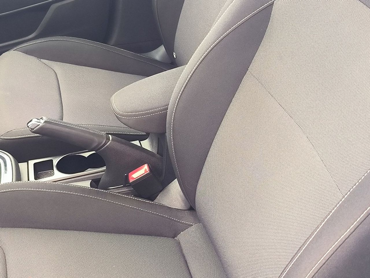 Skoda Fabia 1.0 Tsi 95 Cv Selection - Foto 2