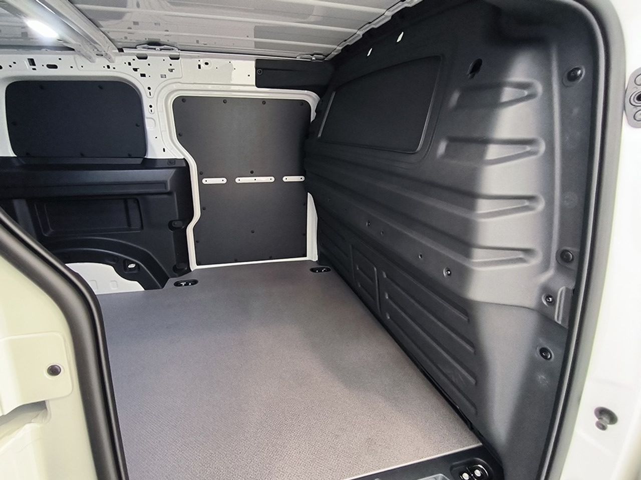 Volkswagen Id.buzz Cargo B.corta 170cv Aut. - Foto 2