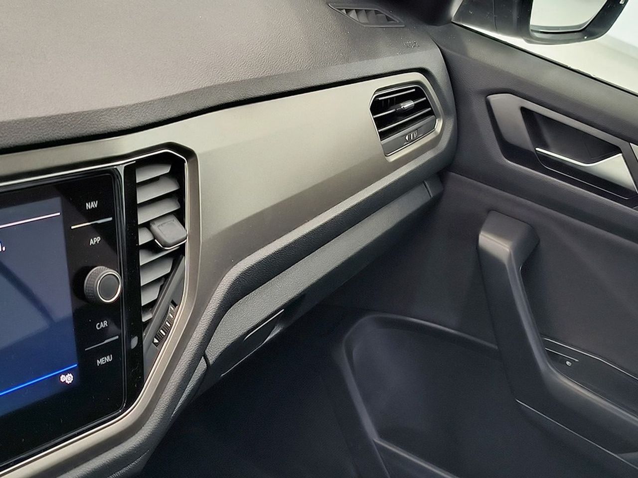 Volkswagen T-roc 1.5 Tsi 150 Cv Advance - Foto 2