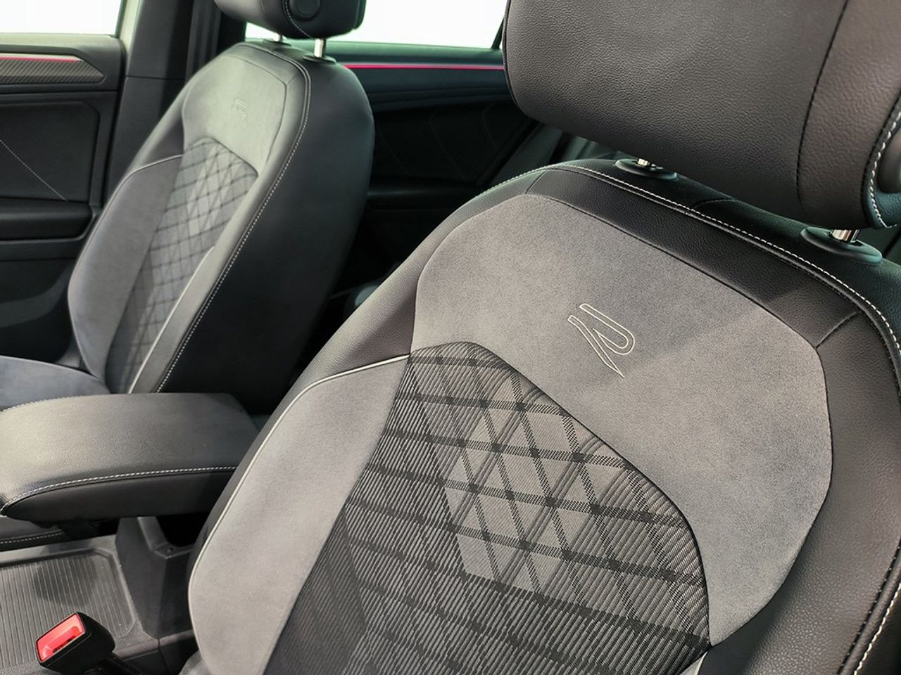 Volkswagen Tiguan 1.5 Tsi 150 Cv Dsg Rline - Foto 2