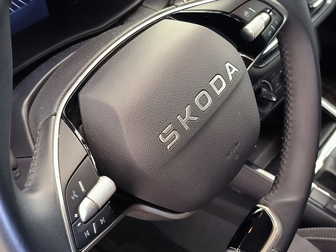 Skoda Fabia 1.0 Tsi 95 Cv Selection - Foto 2