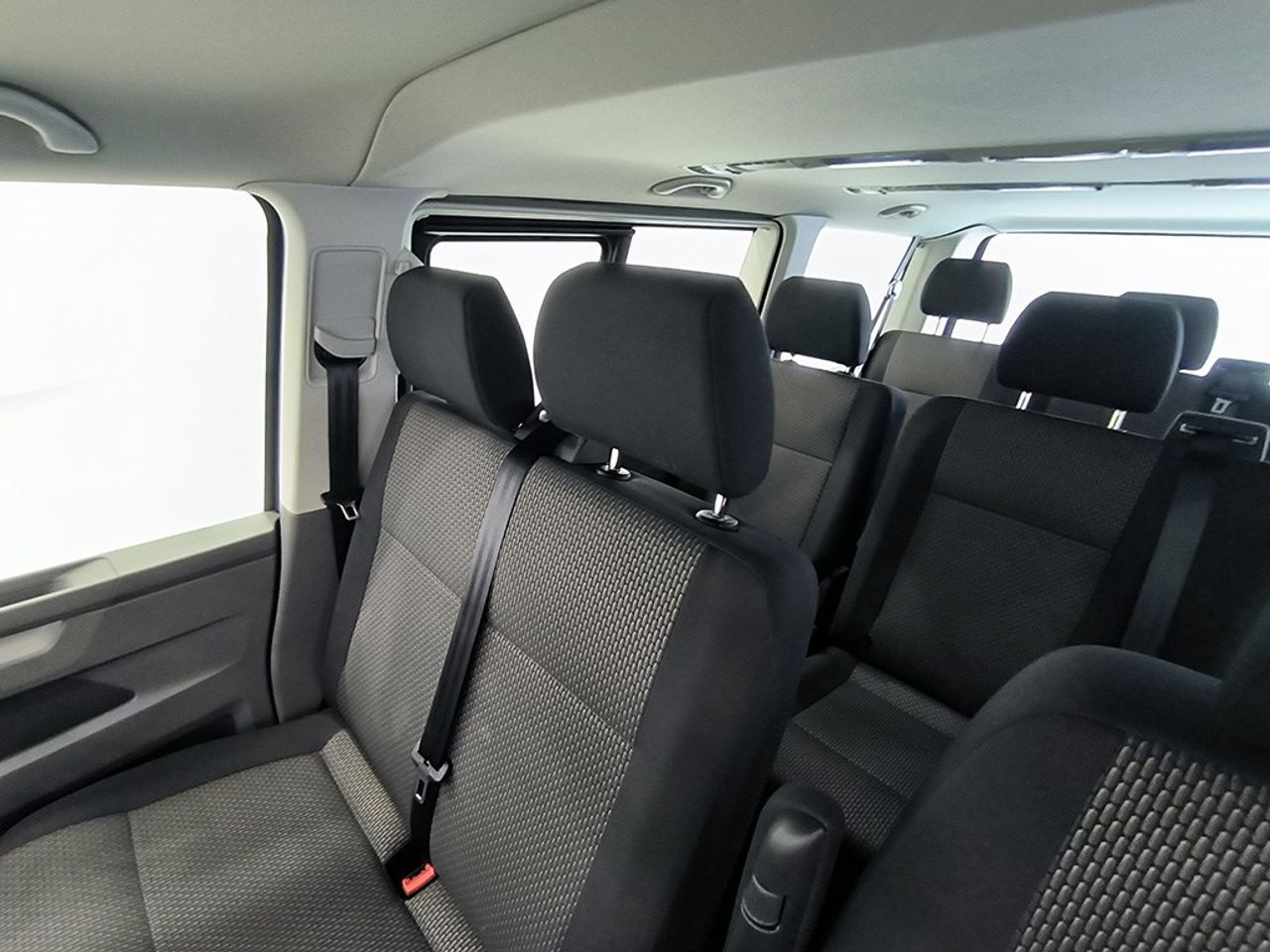 Volkswagen Caravelle 2.0 Tdi 110 Cv - Foto 2