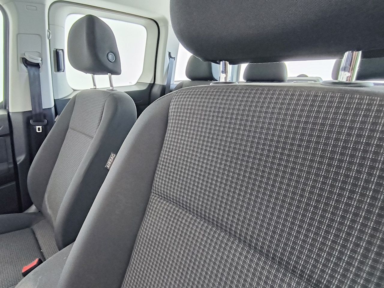 Volkswagen Caddy 2.0 Tdi 102 Cv Origin - Foto 2