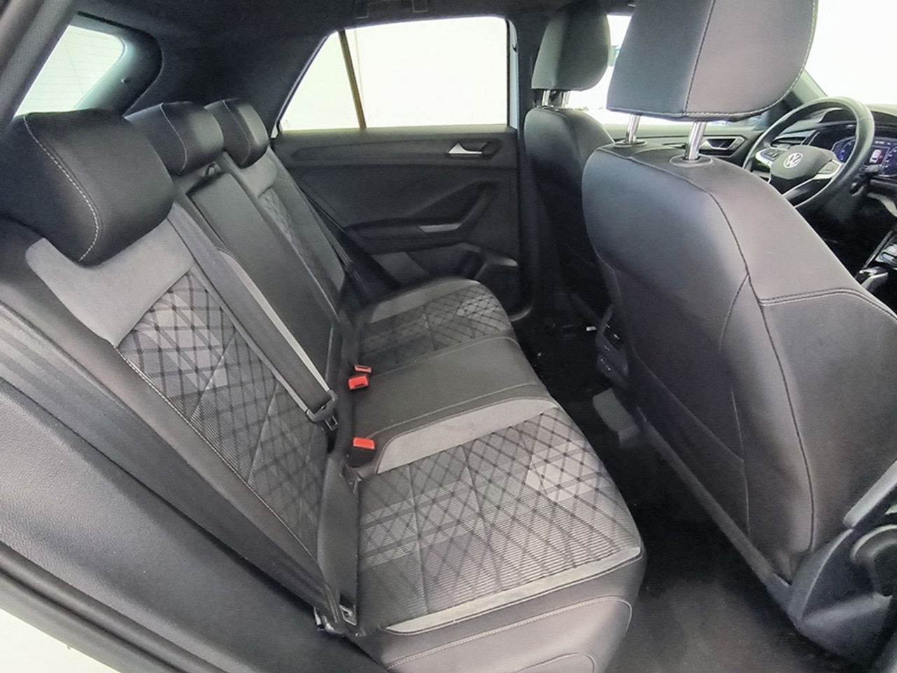 Volkswagen T-roc 2.0 Tdi 150 Cv Dsg - Foto 2