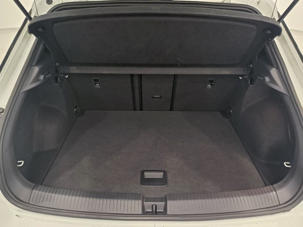 Volkswagen T-roc 2.0 Tdi 150 Cv Dsg - Foto 2