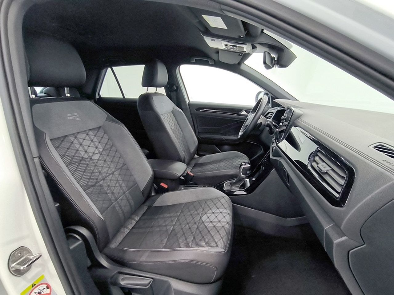 Volkswagen T-roc 2.0 Tdi 150 Cv Dsg - Foto 2