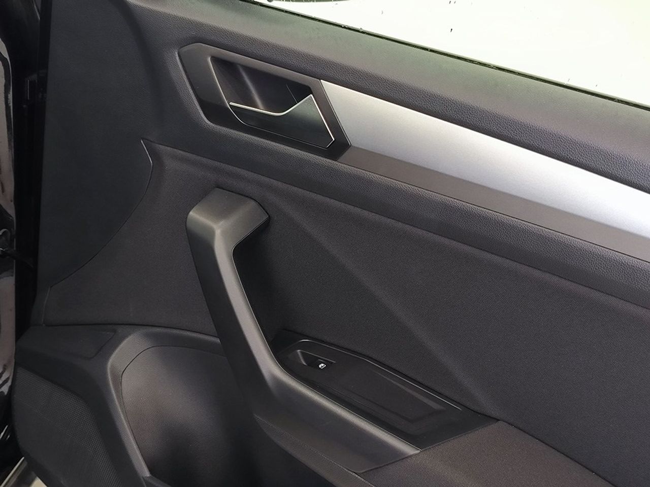 Volkswagen T-roc 20 Tdi 150cv Dsg Life - Foto 2