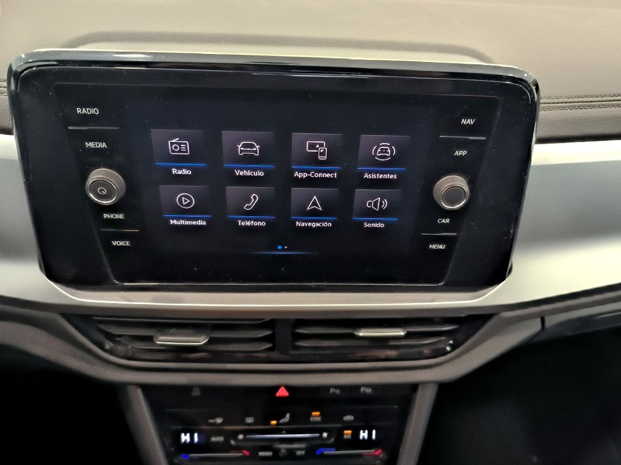 Volkswagen T-roc 2.0 Tdi 150cv Dsg Dark - Foto 2