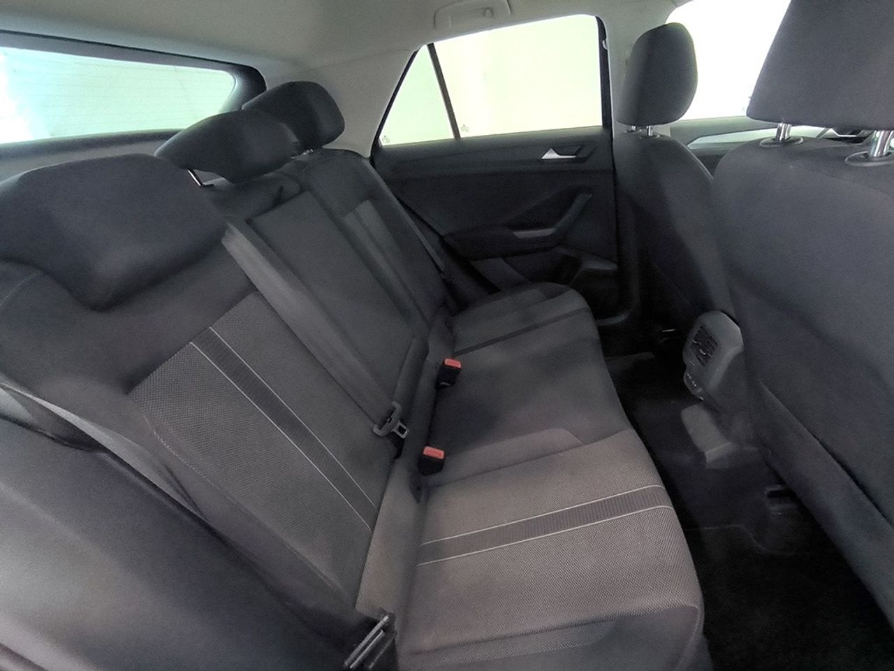 Volkswagen T-roc 2.0 Tdi 150cv Dsg Dark - Foto 2