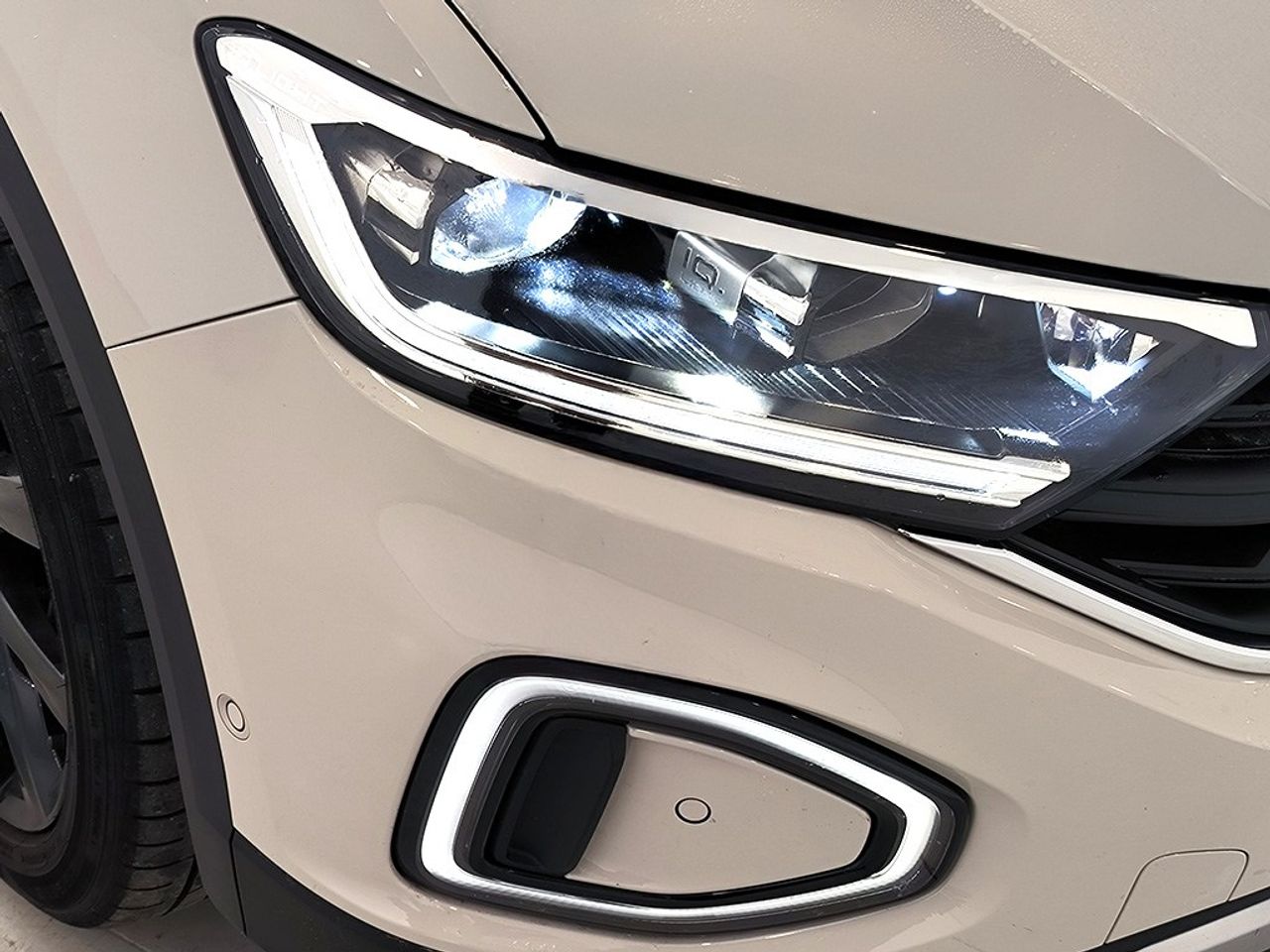 Volkswagen T-roc 20 Tdi 150cv Dsg Dark - Foto 2