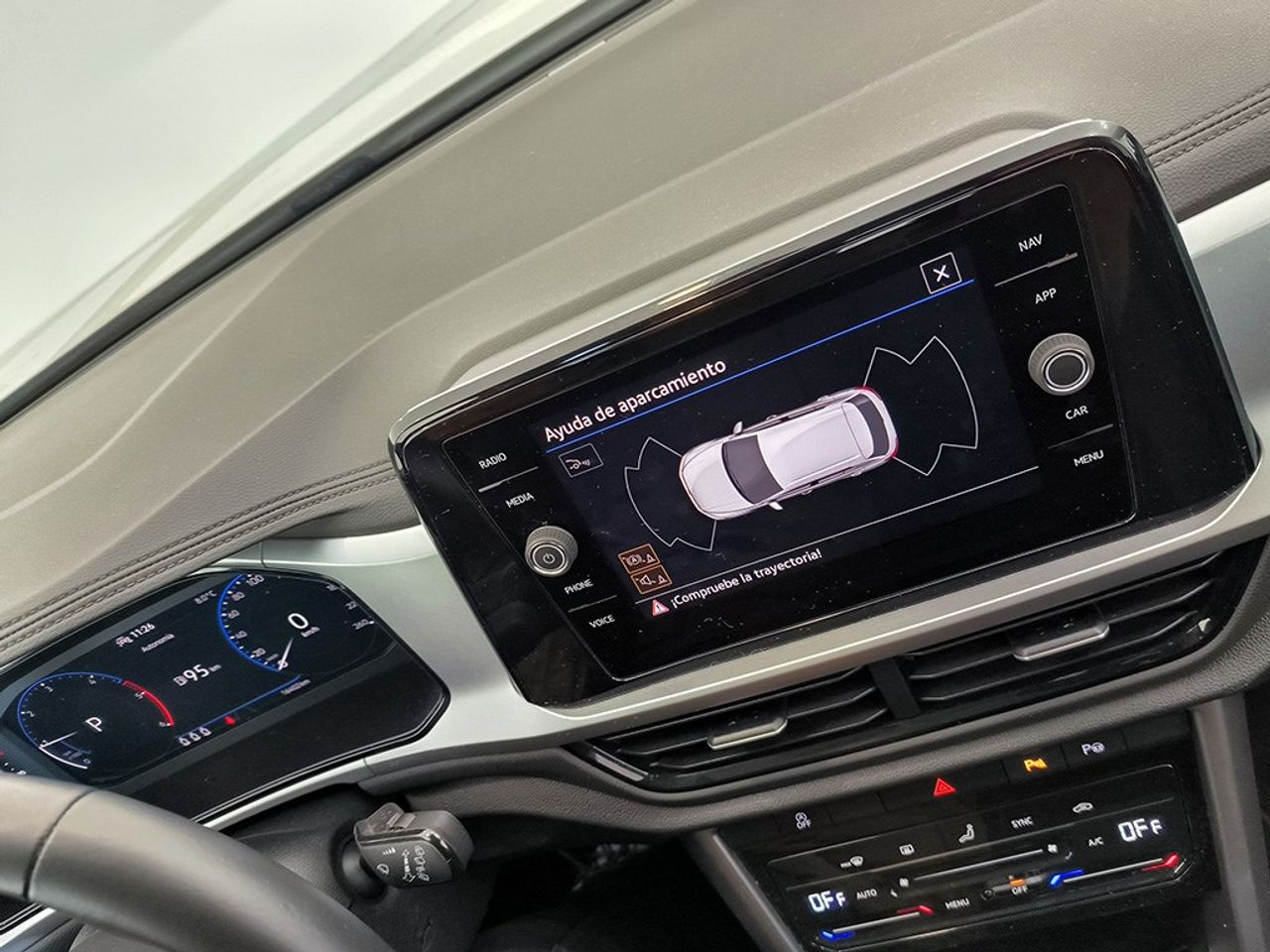 Volkswagen T-roc 20 Tdi 150cv Dsg Dark - Foto 2