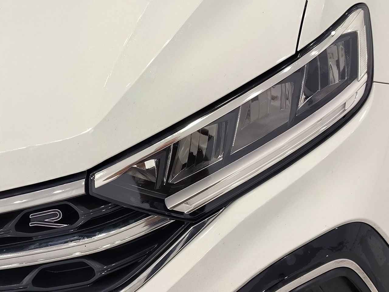 Volkswagen T-roc 20 Tdi 150cv Dsg R-line - Foto 2