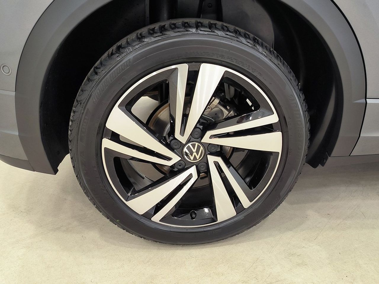 Volkswagen T-roc 1.5 Tsi 150 Cv Dsg Rline - Foto 2