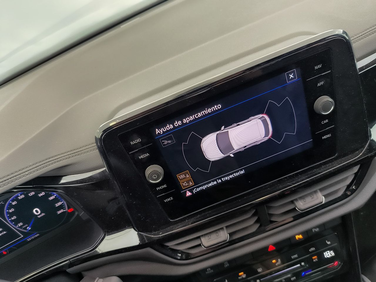 Volkswagen T-roc 20 Tdi 150cv Dsg R-line - Foto 2