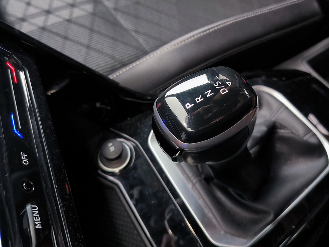 Volkswagen T-roc 20 Tdi 150cv Dsg R-line - Foto 2