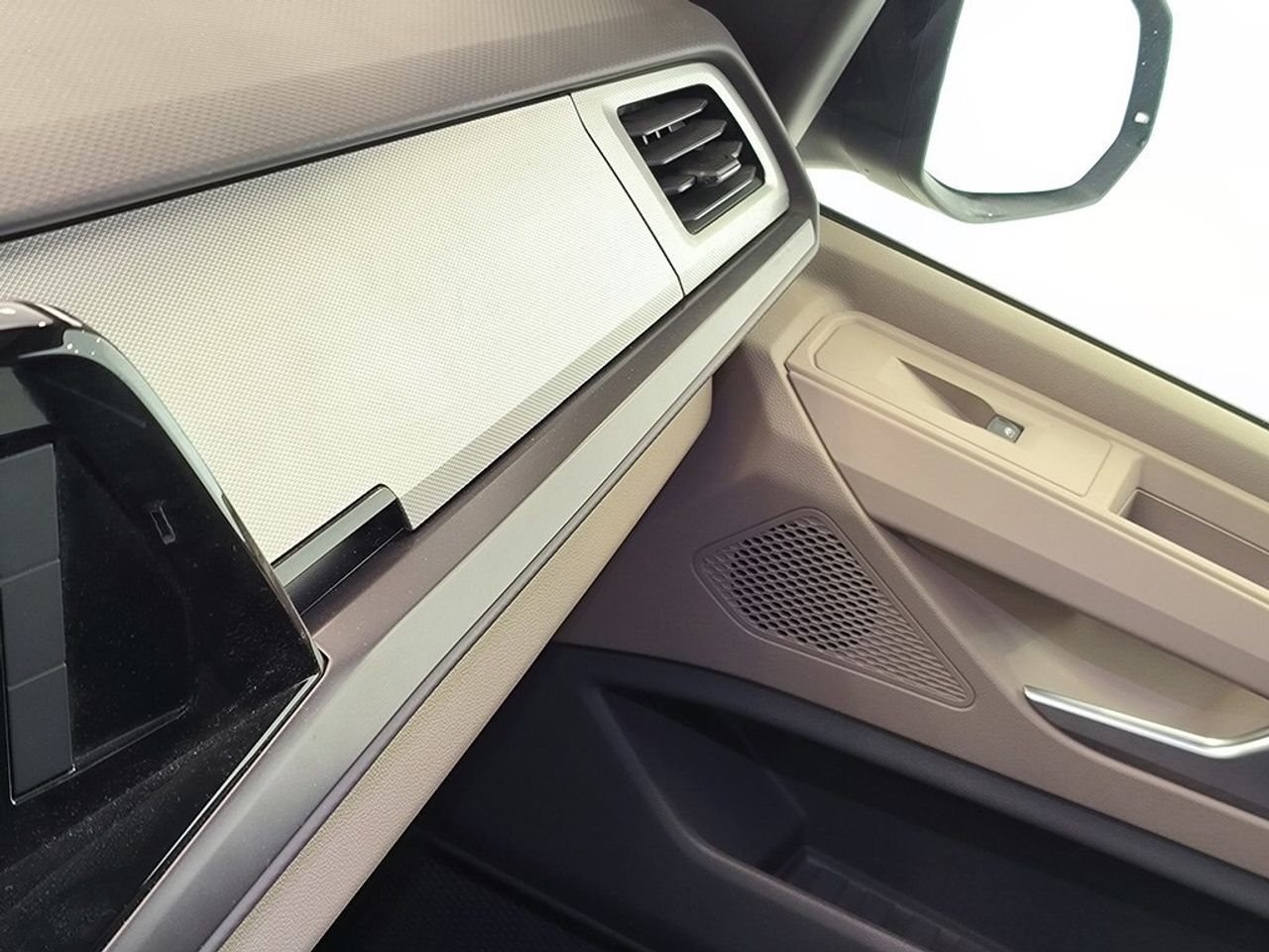 Volkswagen Multivan 1.5 Ehybrid 245 Cv Dsg 4motion - Foto 2