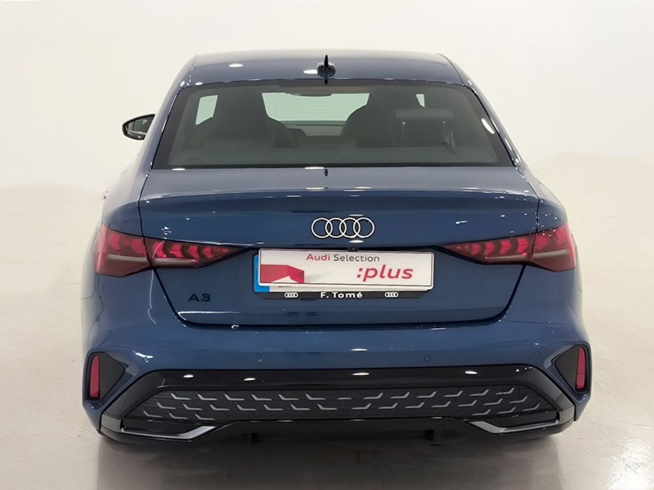 Audi A3 Sedan 35 Tfsi 150 Cv Stronic Sline - Foto 2