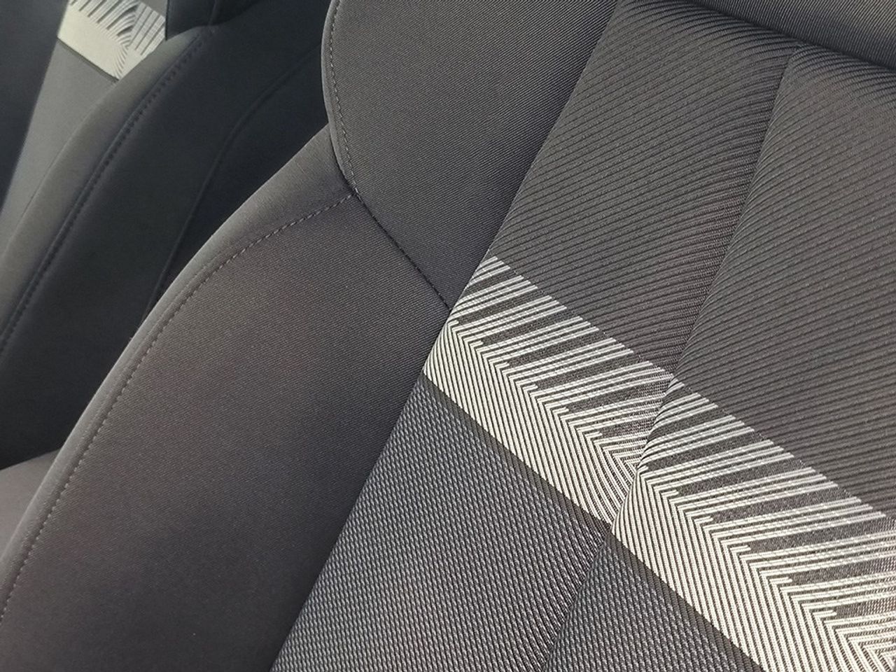 Audi A3 sb 35 tfsi 150 cv stronic advance - Foto 2