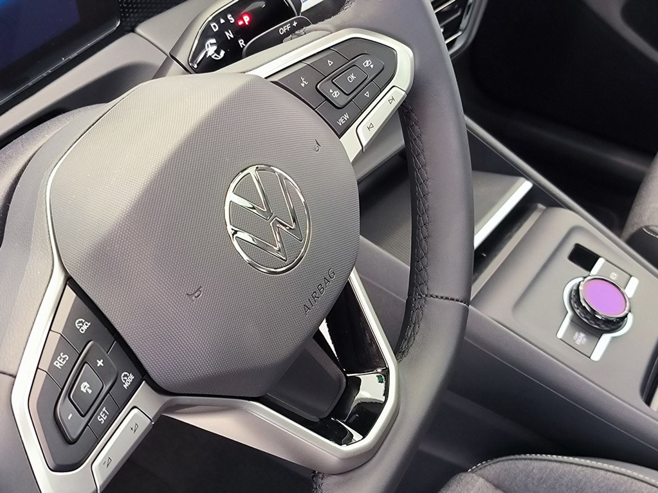 Volkswagen Tiguan 1.5 Etsi 130 Cv Dsg Mas - Foto 2