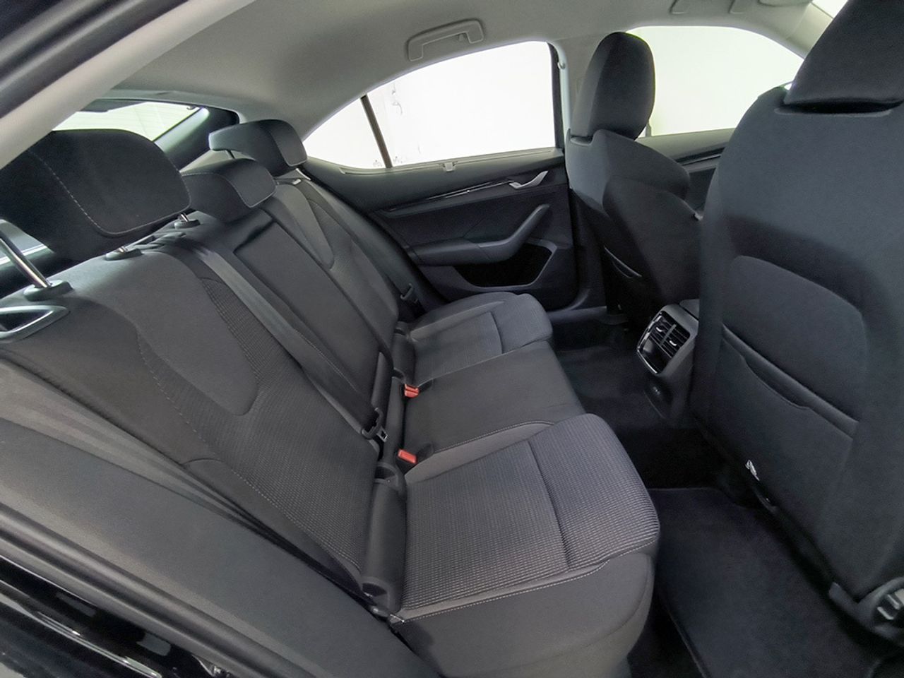 Skoda Octavia Selection 1.5 Tsi M-hev 150 Cv Dsg - Foto 2