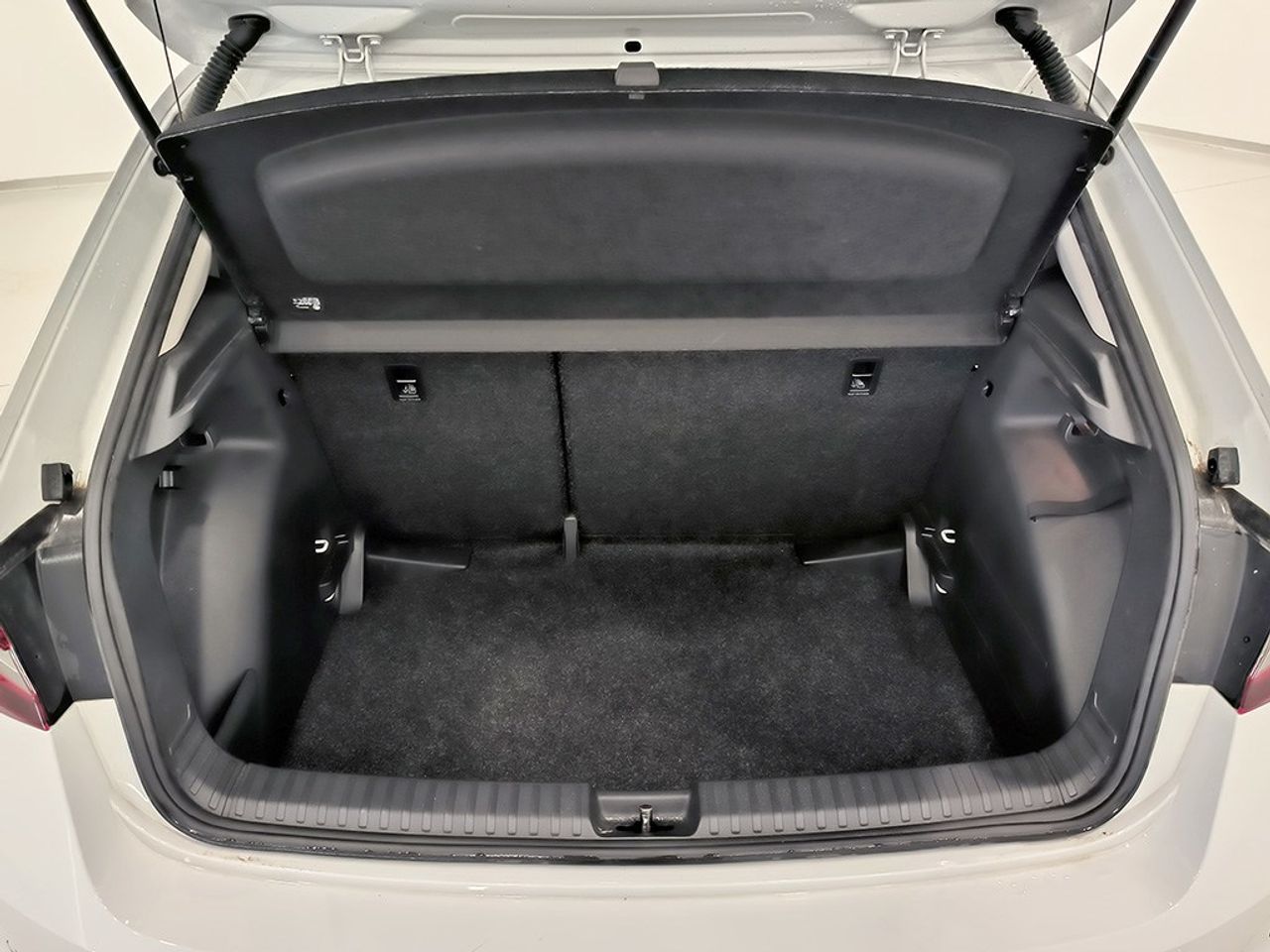 Skoda Fabia 1.0 Tsi 115 Cv Dsg Desing - Foto 2