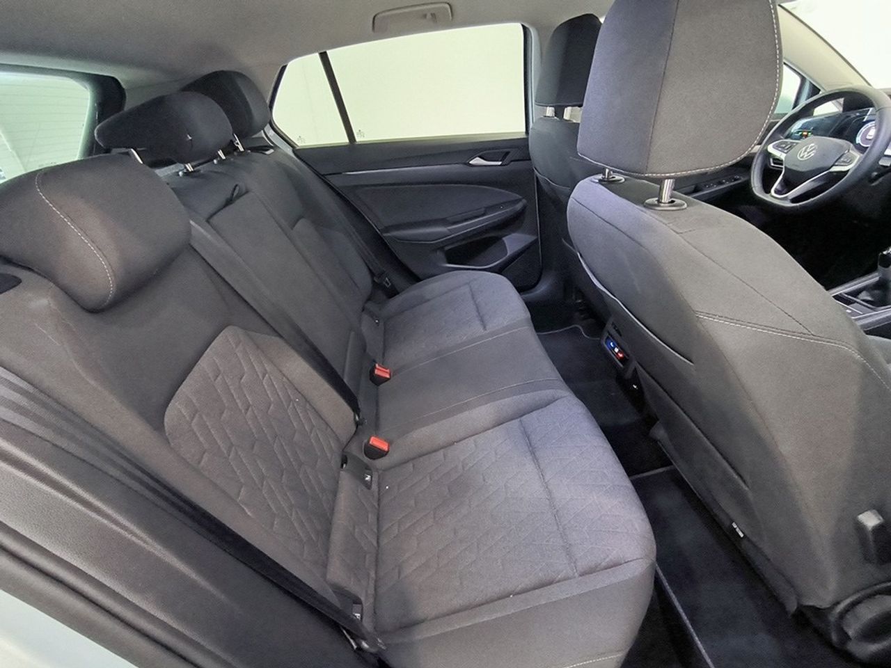 Volkswagen Golf 1.5 Tsi 115 Cv Life - Foto 2