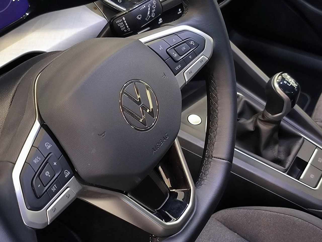 Volkswagen Golf 1.5 Tsi 115 Cv Life - Foto 2