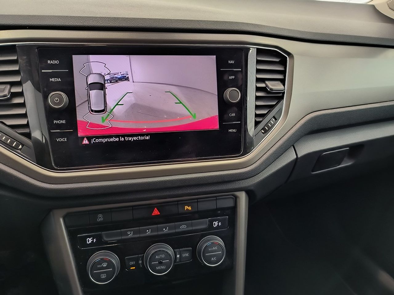 Volkswagen T-roc 1.5 Tsi 150cv Advance Rline - Foto 2