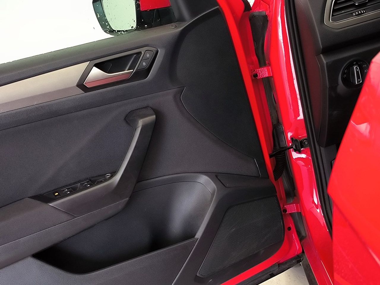 Volkswagen T-roc 1.5 Tsi 150cv Advance Rline - Foto 2