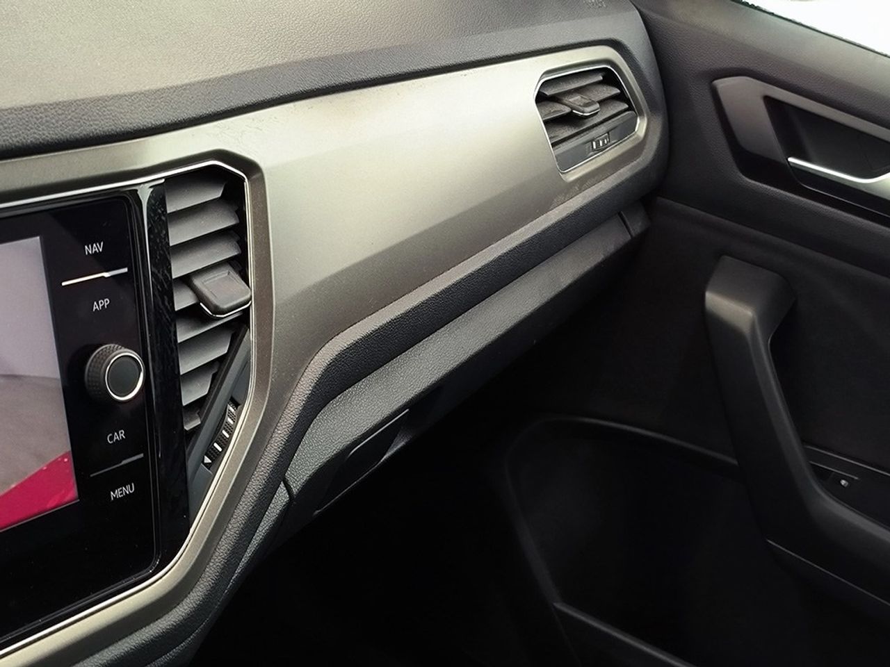 Volkswagen T-roc 1.5 Tsi 150cv Advance Rline - Foto 2