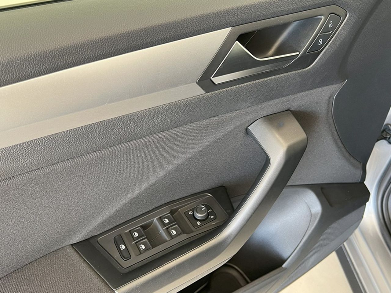 Volkswagen T-roc 1.5 Tsi 150 Cv Dsg Life - Foto 2