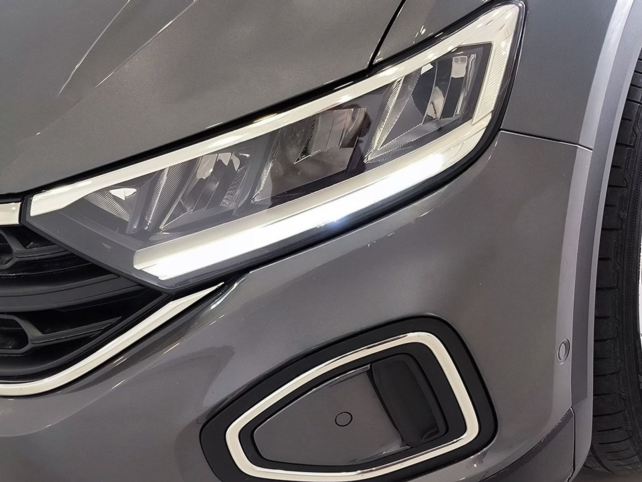 Volkswagen T-roc 2.0 Tdi 115cv Life - Foto 2