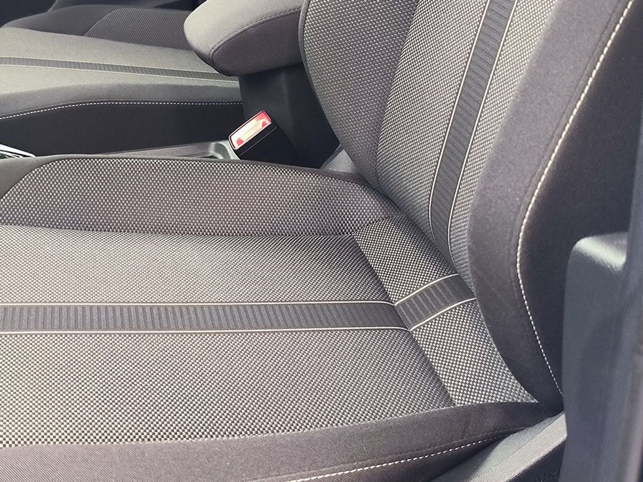 Volkswagen T-roc 2.0 Tdi 150 Cv Aut Dsg Dark - Foto 2