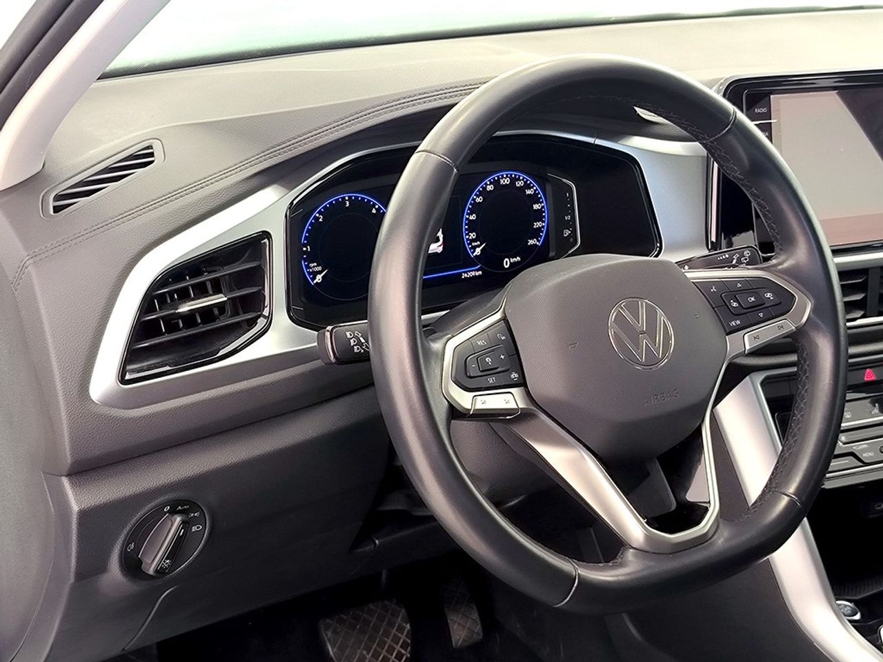 Volkswagen T-roc 2.0 Tdi 150 Cv Aut Dsg Dark - Foto 2