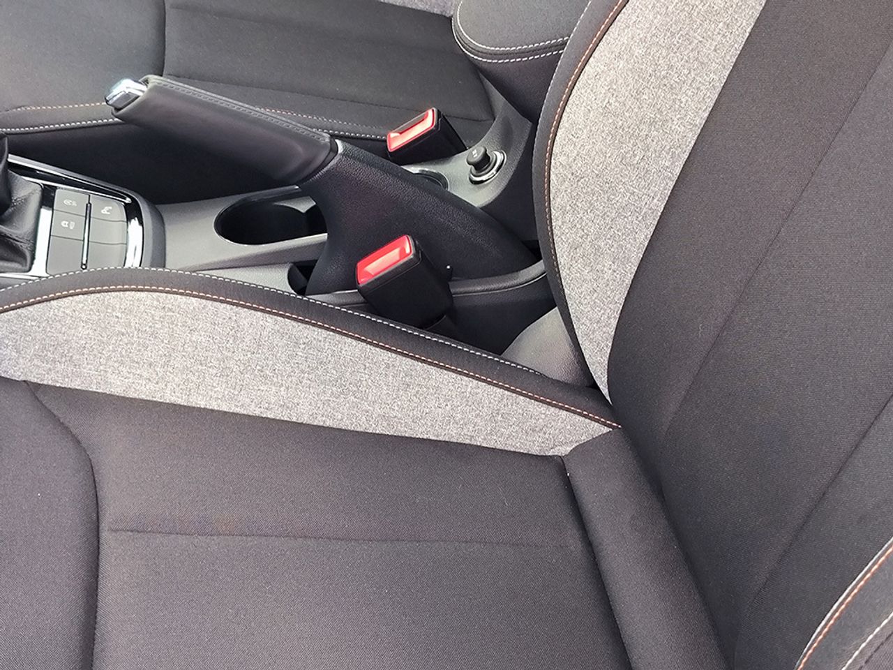 Skoda Kamiq 1.0 Tsi 115 Cv Selection - Foto 2