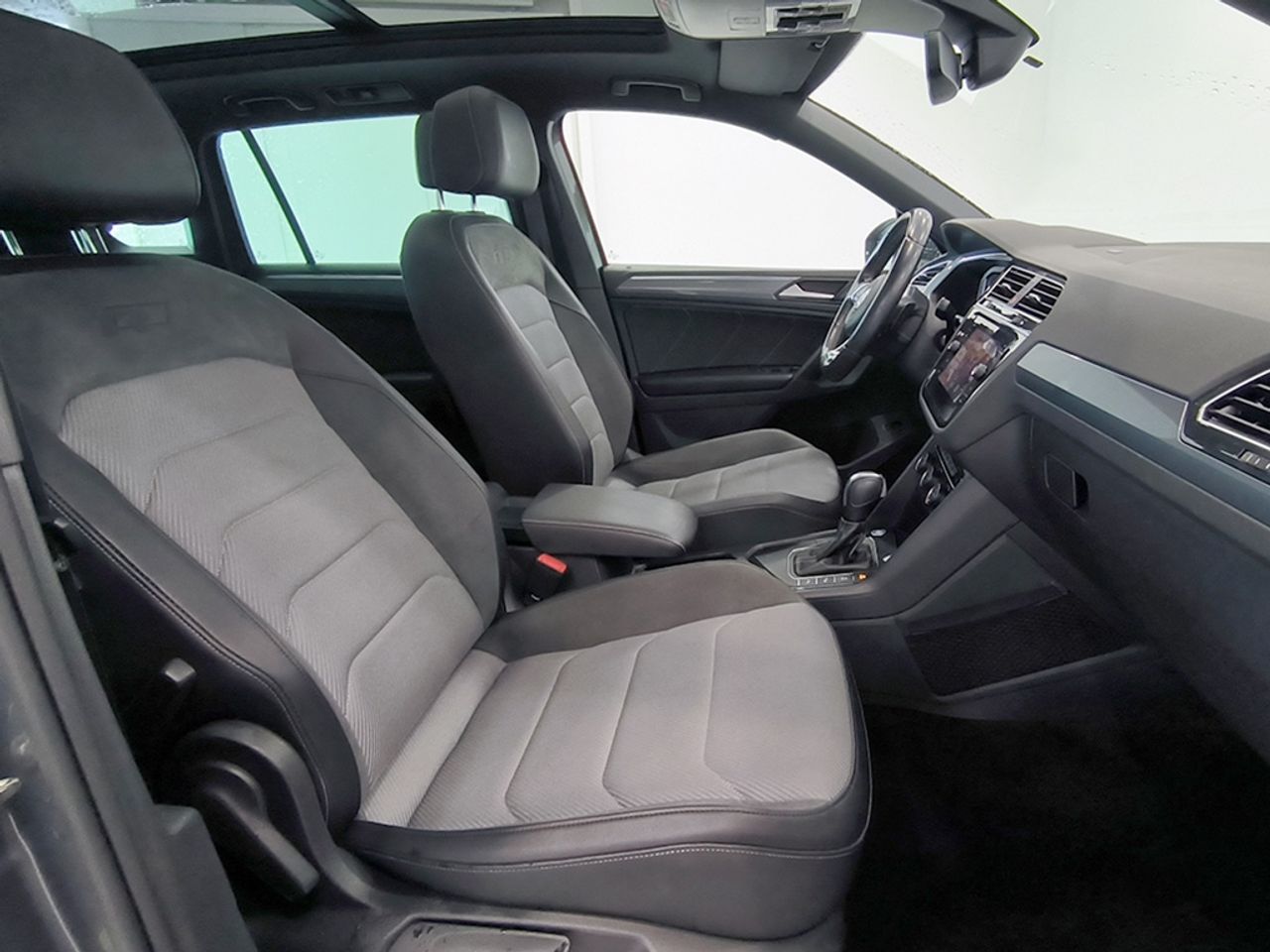 Volkswagen Tiguan 15 Tsi 150cv Dsg Sport - Foto 2