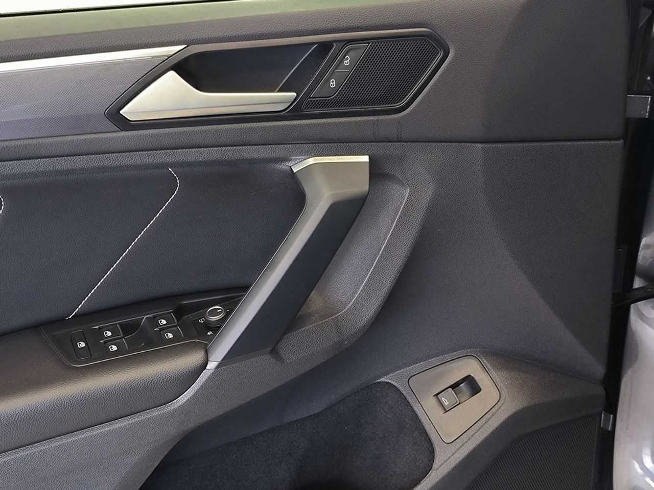 Volkswagen Tiguan 15 Tsi 150cv Dsg Sport - Foto 2