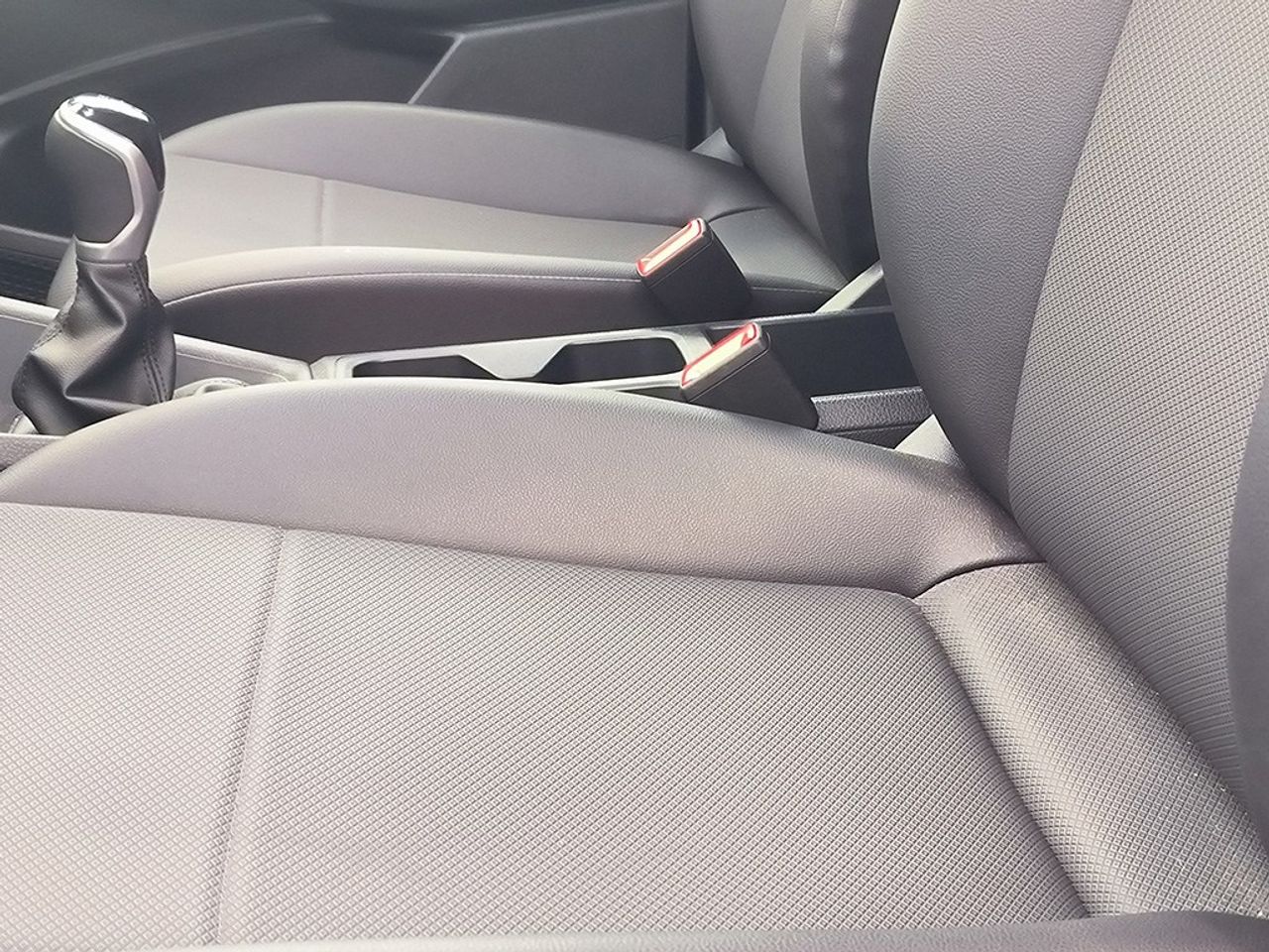 Volkswagen Caddy cargo maxi 2.0 tdi 102 cv *** SEMINUEVO*** - Foto 2