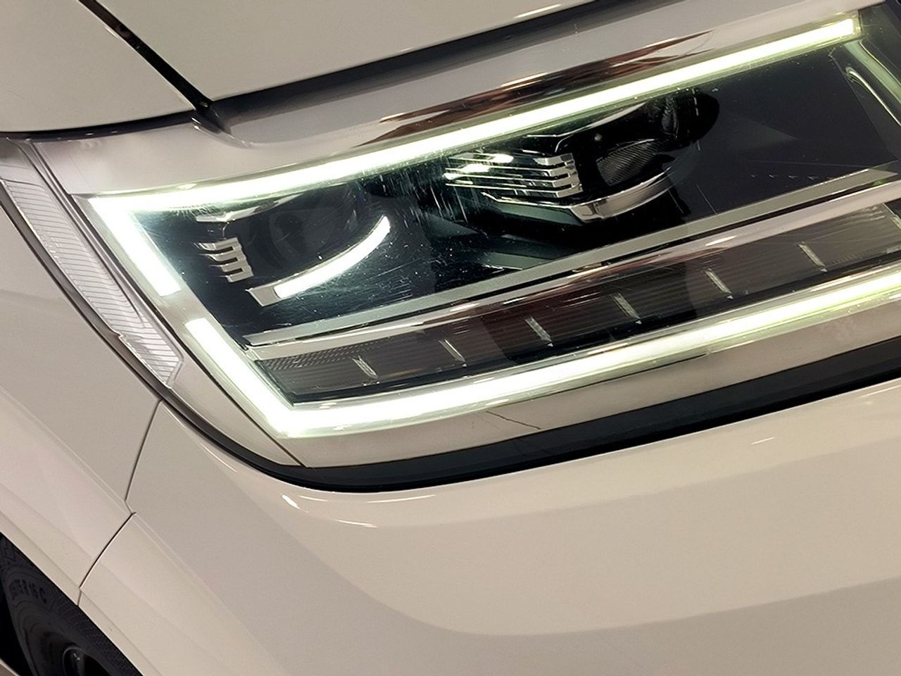 Volkswagen Crafter 2.0 Tdi 140 Cv Dsg L3h2 Furgon - Foto 2