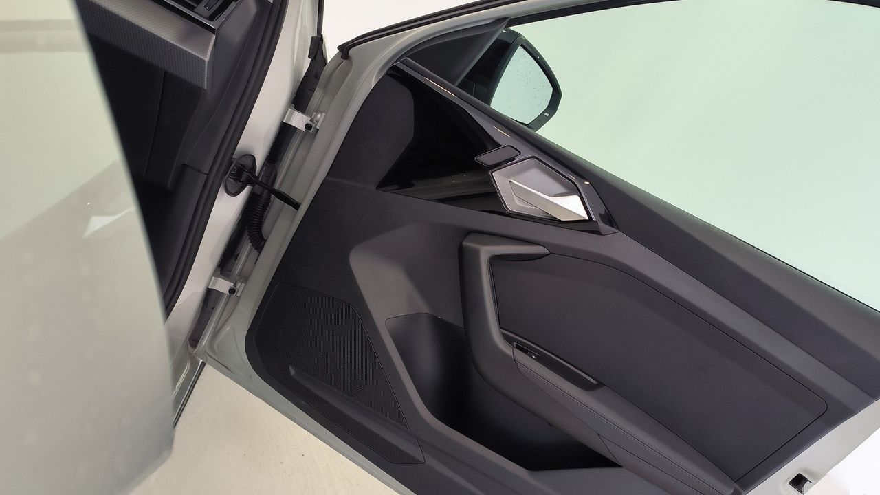 Audi A1 Sb 35 Tfsi 150cv Stronic Black Edition - Foto 2