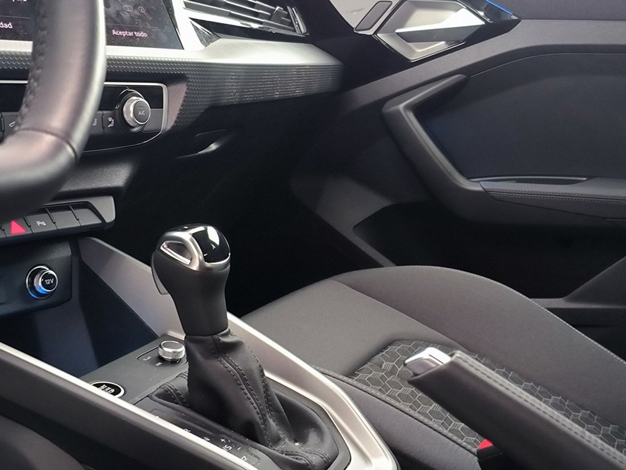 Audi A1 Sb 35 Tfsi 150cv Stronic Black Edition - Foto 2