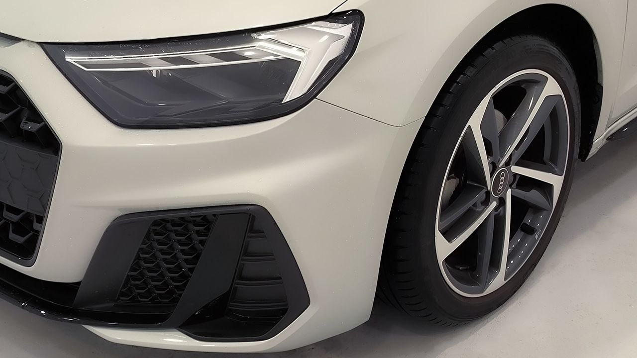 Audi A1 Sb 35 Tfsi 150cv Stronic Black Edition - Foto 2