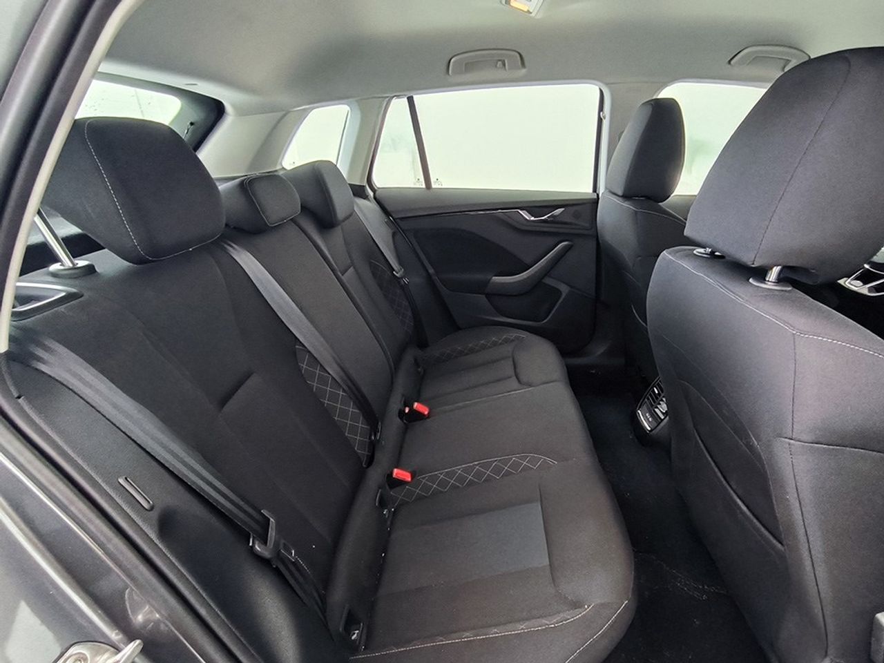 Skoda Kamiq 10 Tsi 110cv Ambition - Foto 2