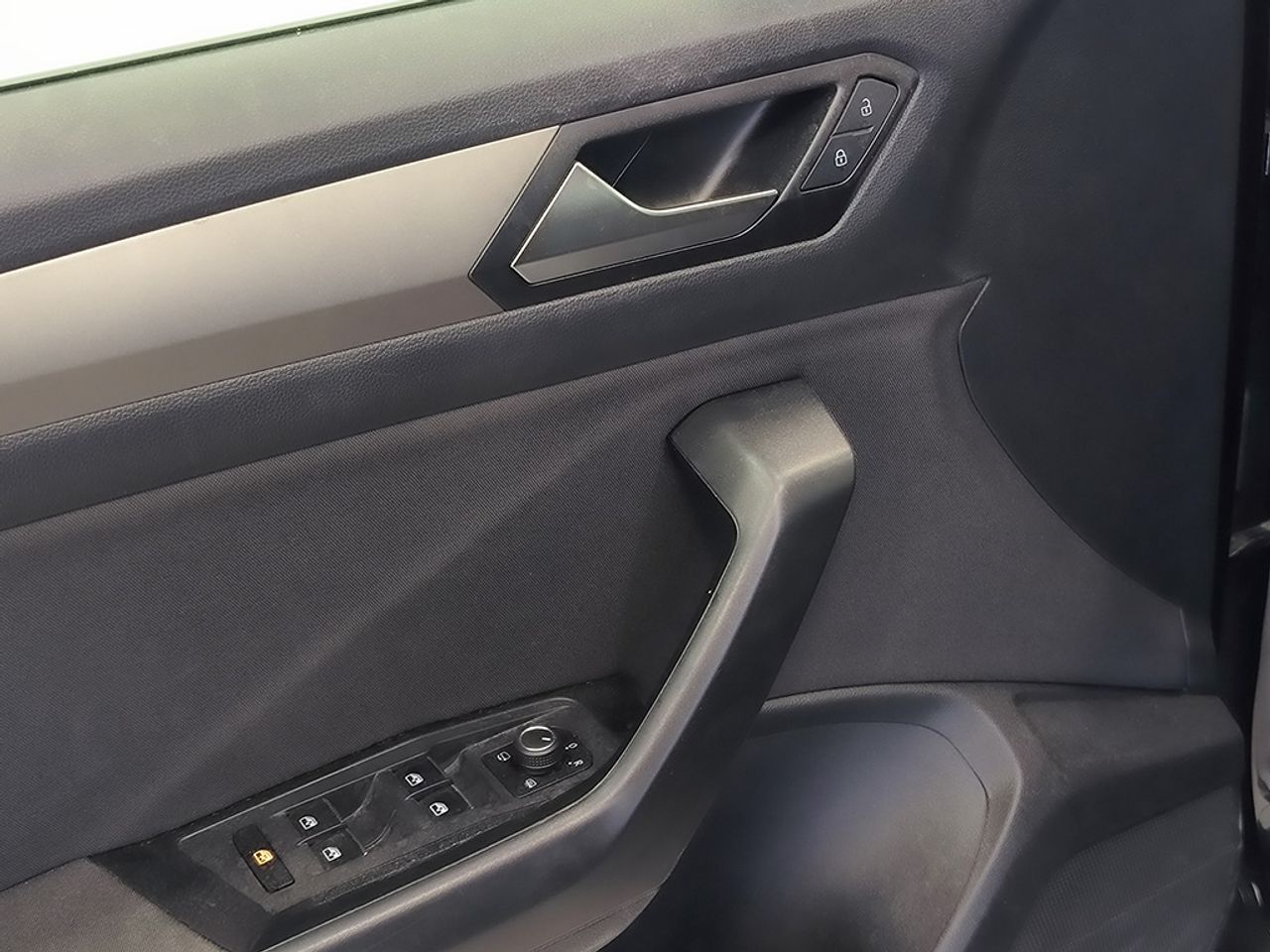 Volkswagen T-roc 10 Tsi 110cv Advance R-line - Foto 2