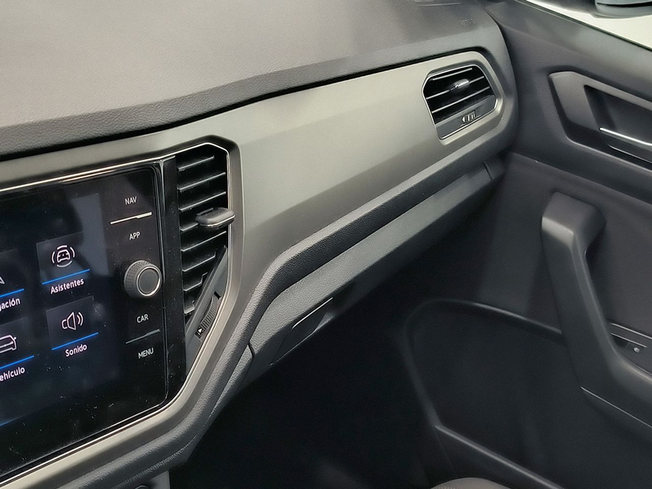 Volkswagen T-roc 10 Tsi 110cv Advance R-line - Foto 2