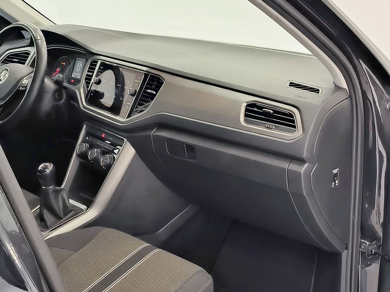 Volkswagen T-roc 10 Tsi 110cv Advance R-line - Foto 2