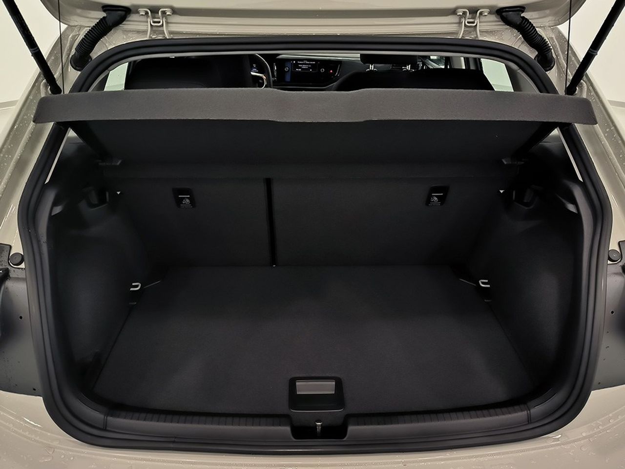 Volkswagen Polo 1.0 Tsi 95 Cv Life - Foto 2