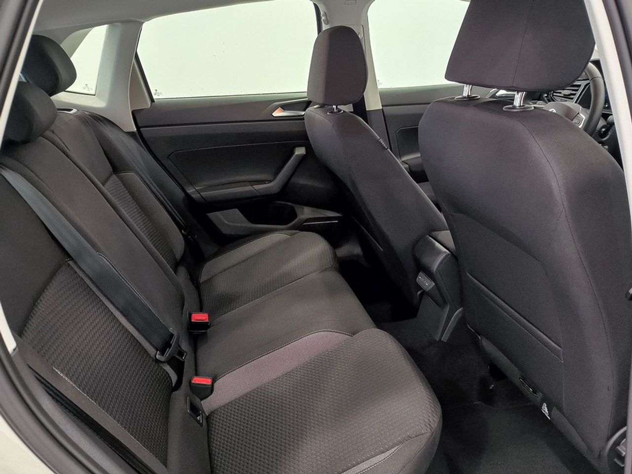 Volkswagen Polo 1.0 Tsi 95 Cv Life - Foto 2